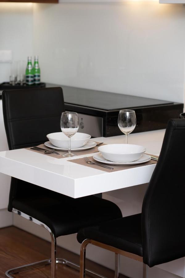 ורשה Royal City Center Mennica Residence By Noclegi Renters מראה חיצוני תמונה