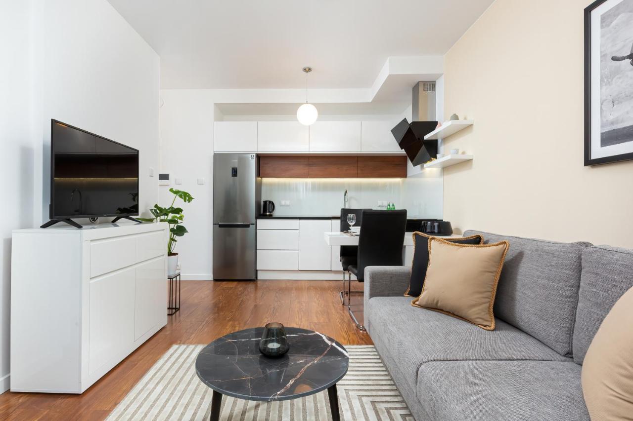 ורשה Royal City Center Mennica Residence By Noclegi Renters מראה חיצוני תמונה