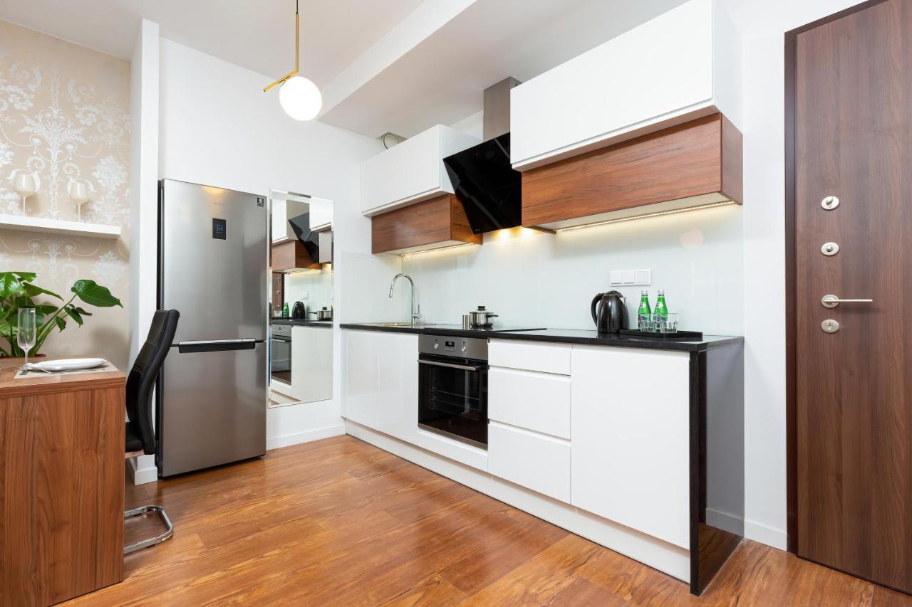 ורשה Royal City Center Mennica Residence By Noclegi Renters מראה חיצוני תמונה